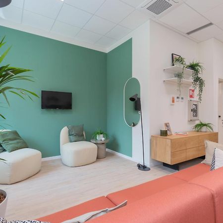 Well-Located Campus Rooms Near City Park 밀라노 외부 사진