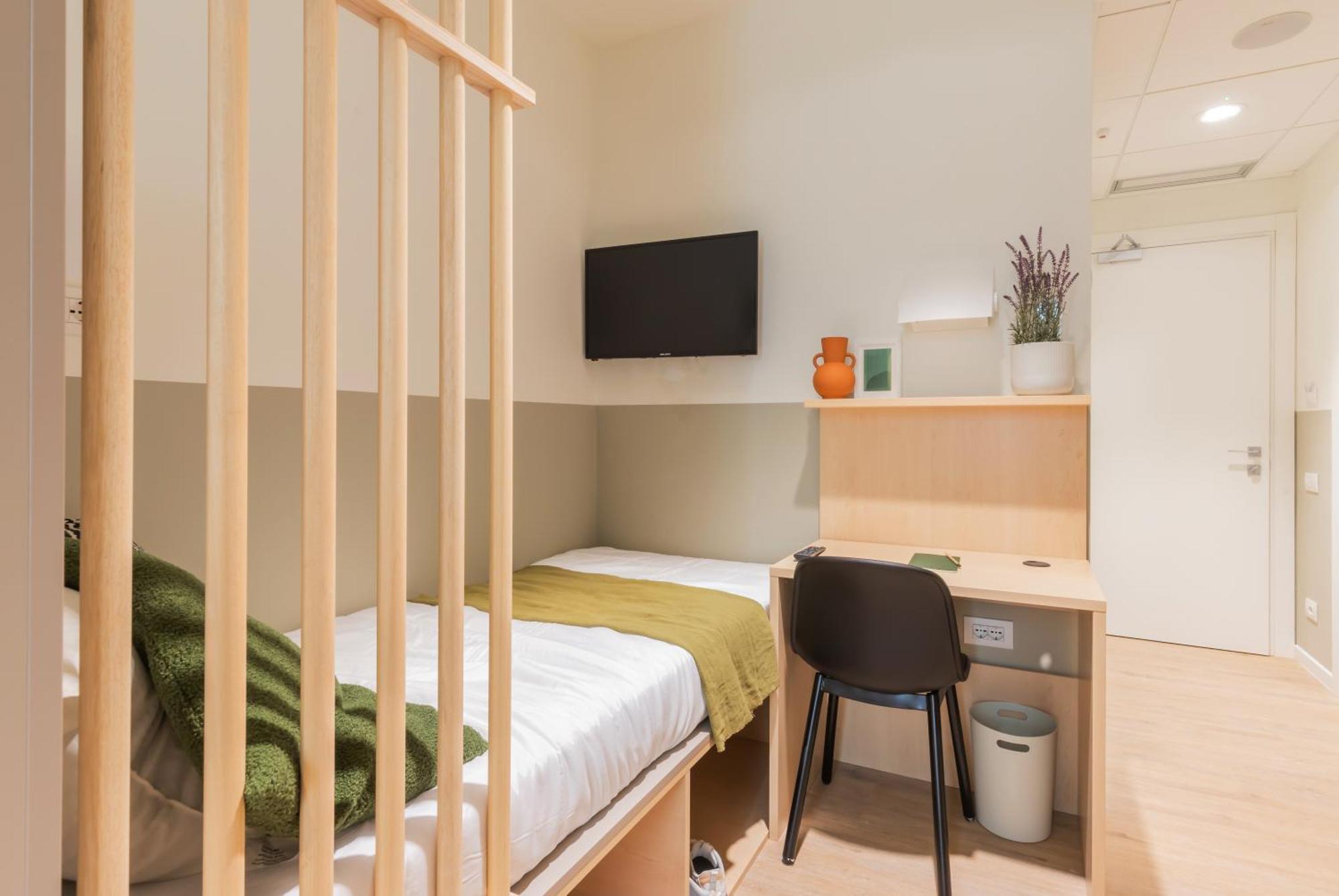 Well-Located Campus Rooms Near City Park 밀라노 외부 사진
