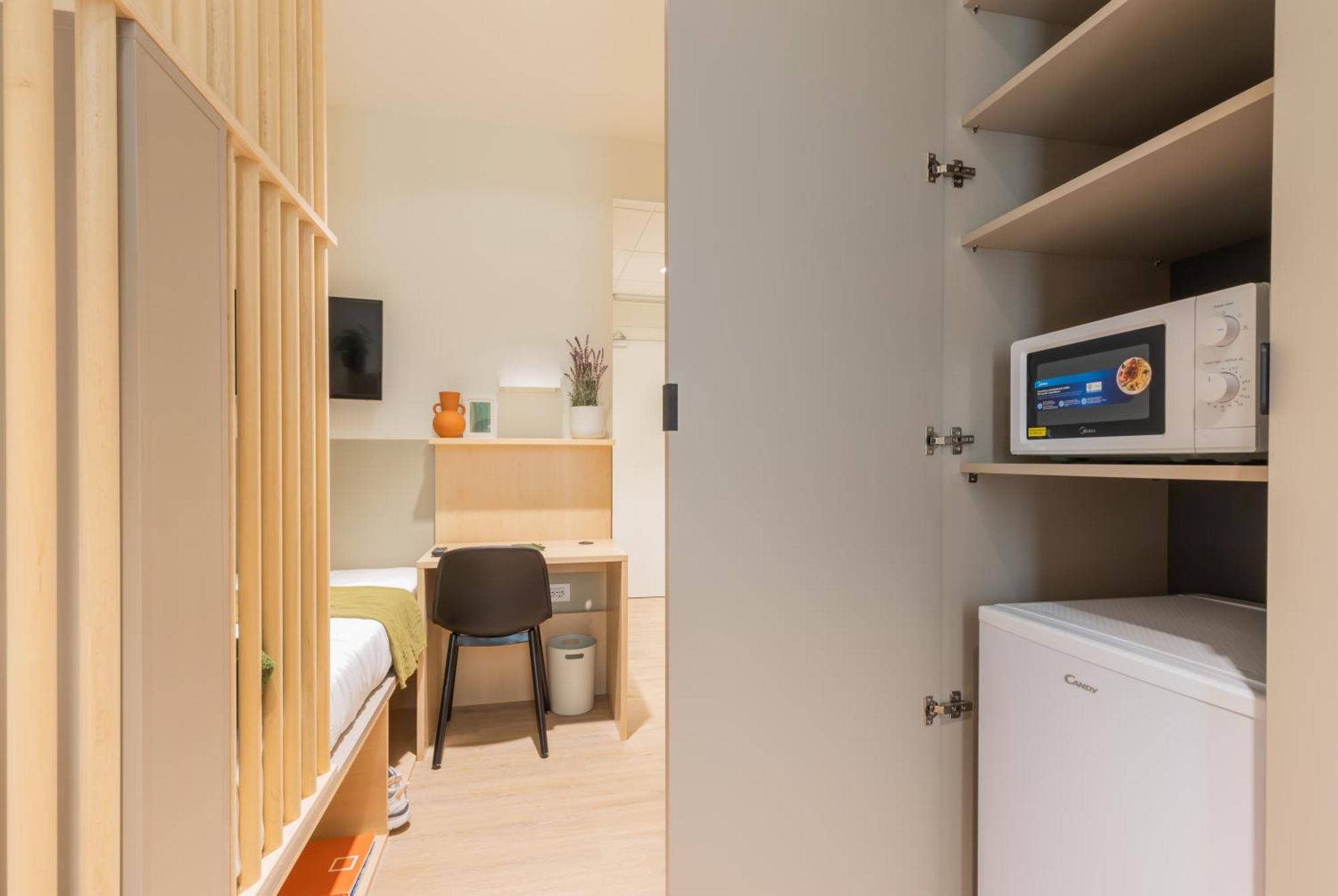 Well-Located Campus Rooms Near City Park 밀라노 외부 사진